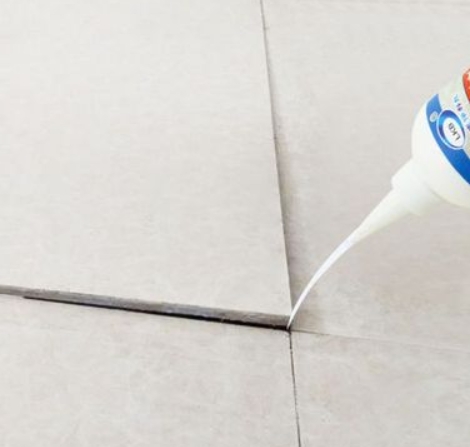 郑州瓷砖空鼓维修公司分享卫生间瓷砖脱落的原因可能有以下几点